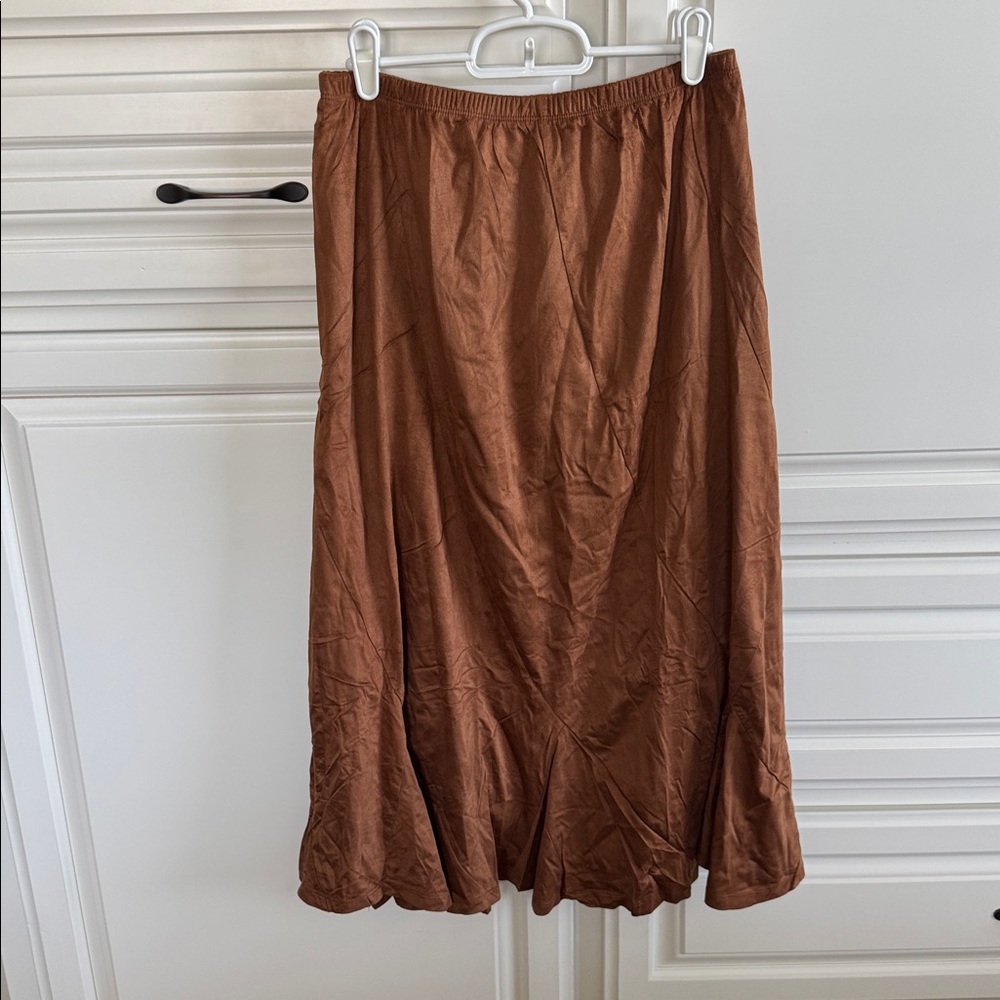 Urban CoCo Women's Faux Suede Elastic Waist Midi Skirt